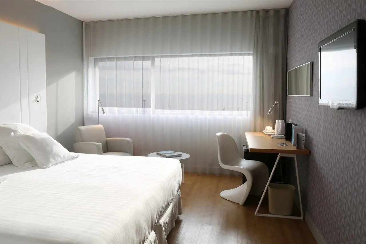Hotel Occidental Atenea Mar - Adults Only Barcelona